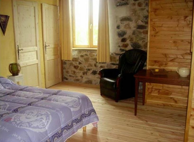 Chambres D'Hotes La Cime Beaujolaise Poule-les-Echarmeaux Room photo